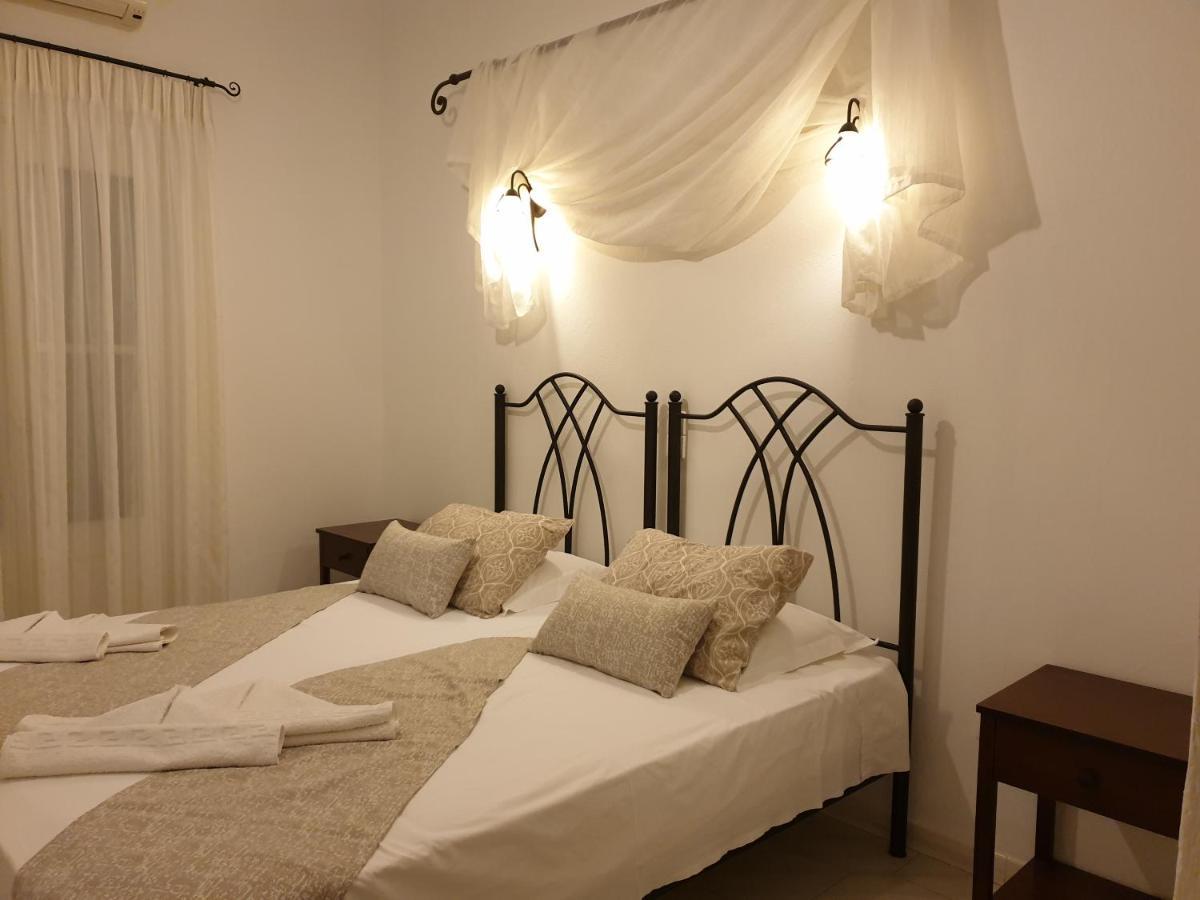 Sifnos Hotel Benaki Platis Gialos  Экстерьер фото