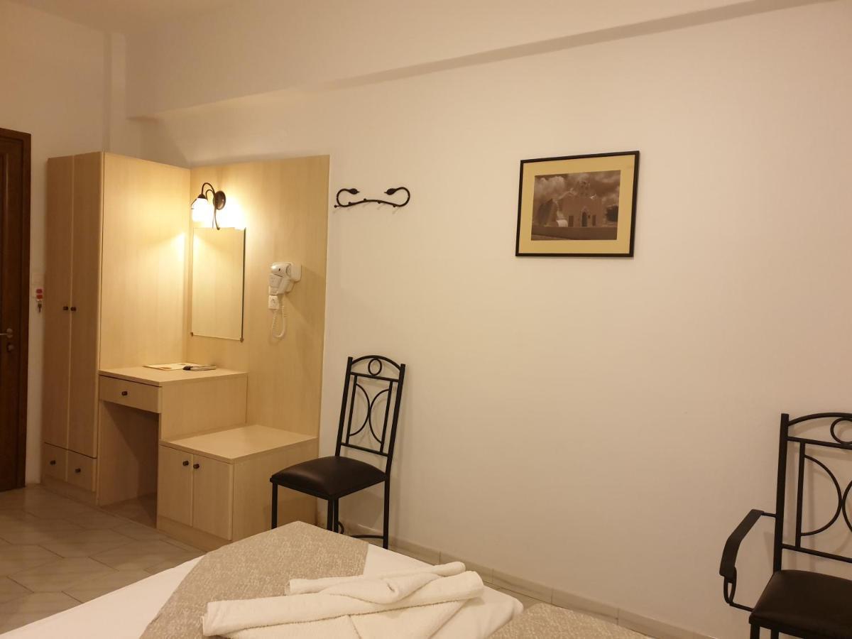 Sifnos Hotel Benaki Platis Gialos  Экстерьер фото