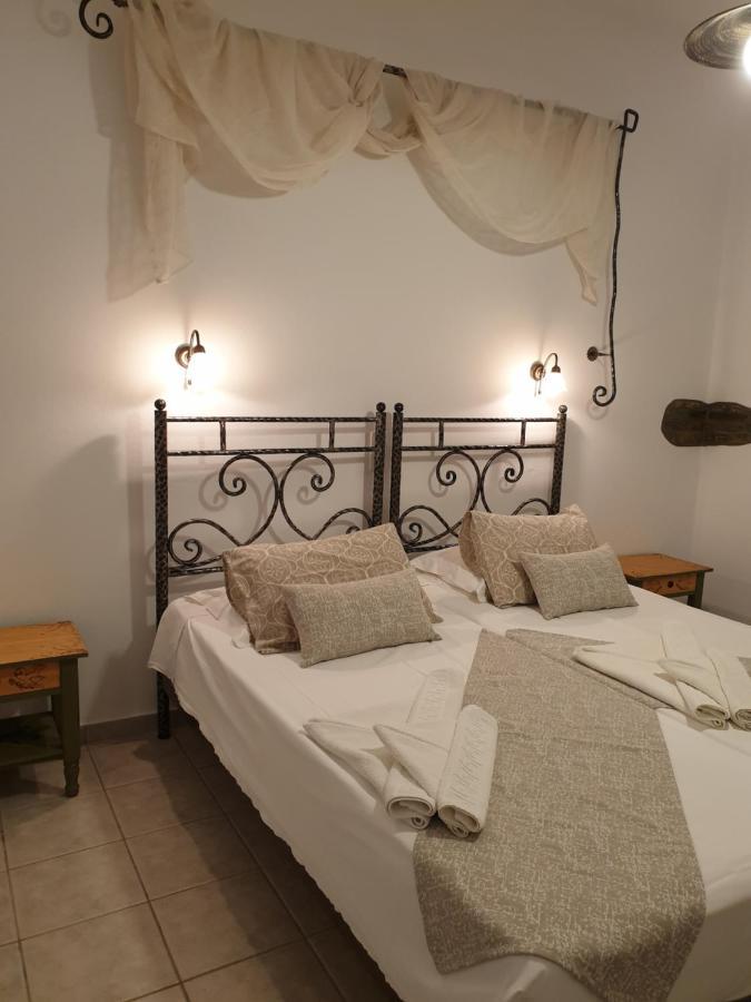 Sifnos Hotel Benaki Platis Gialos  Экстерьер фото