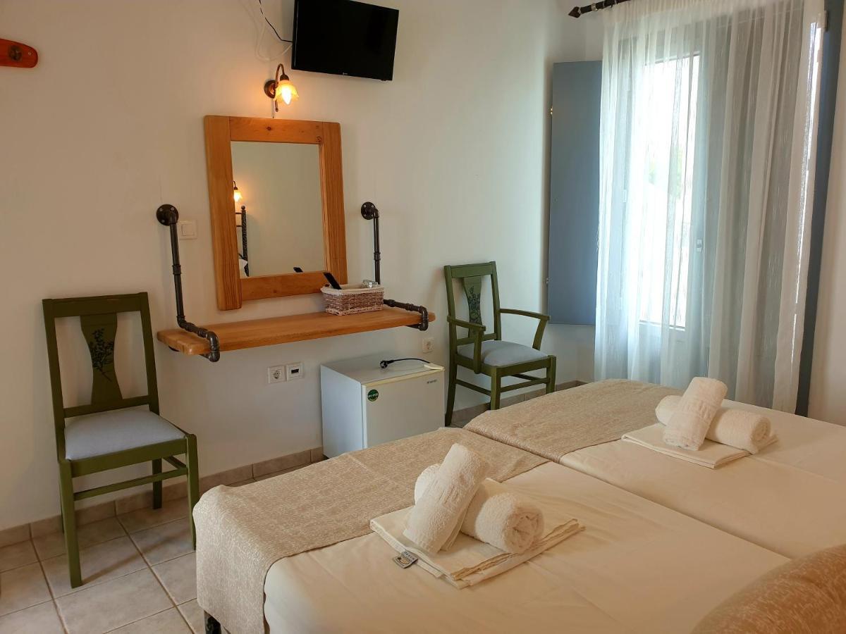 Sifnos Hotel Benaki Platis Gialos  Экстерьер фото