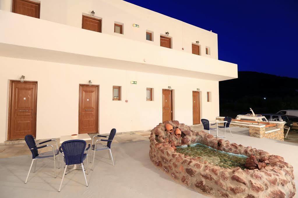 Sifnos Hotel Benaki Platis Gialos  Экстерьер фото